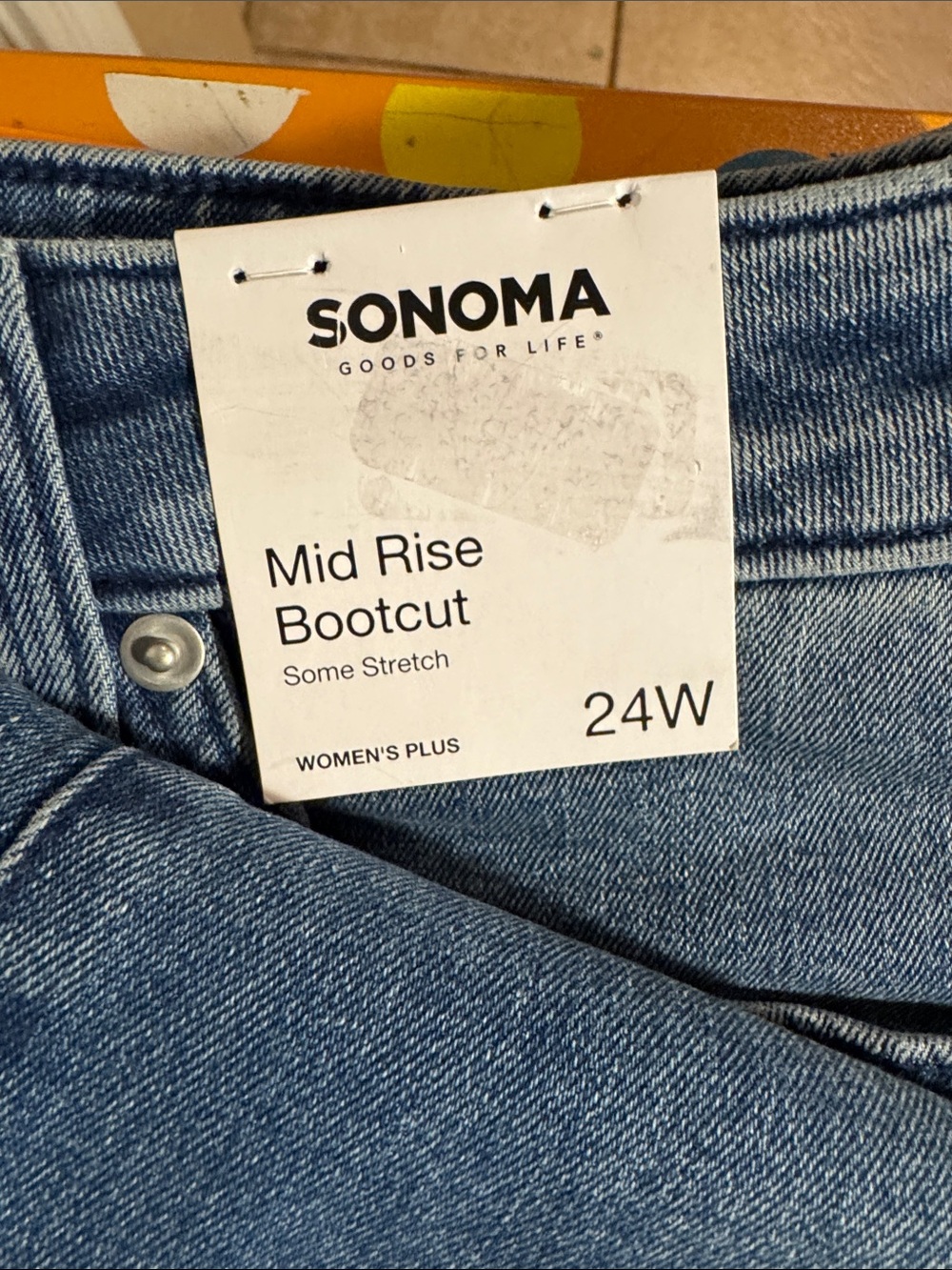 Mid Rise Bootcut Jeans - Picture 2 of 6